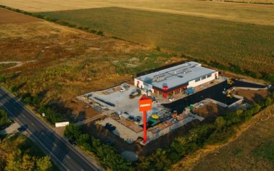 Penny România investește masiv în extinderea rețelei, cu accent pe zonele rurale Retailerul german Penny, unul dintre cei mai mari jucători din piața românească, are în plan o extindere majoră, orientată în special către comunele cuprinse între 5.000 și 10.000 de locuitori
