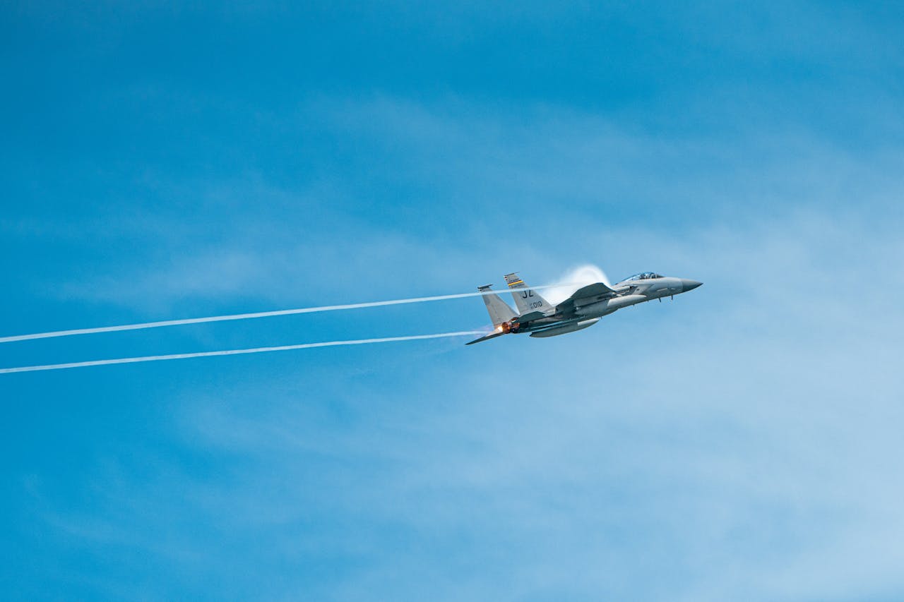 Un avion de vânătoare f-15 al SUA s-a prăbușit în kuwait