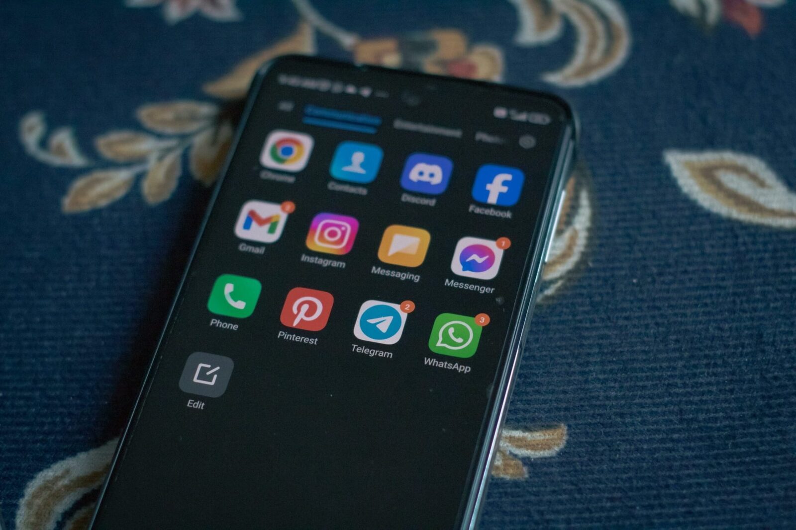 Jumbo, retailerul olandez, recrutează tineri prin WhatsApp Retailerul olandez Jumbo se adaptează rapid la nevoile tinerilor, lansând o campanie de recrutare prin intermediul platformei WhatsApp