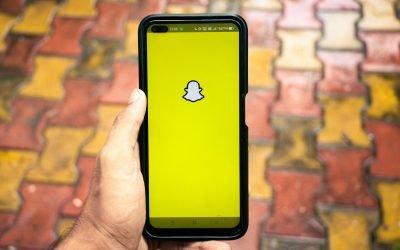 Comisia Europeană investighează Snapchat pentru posibile încălcări ale protecției minorilor Comisia Europeană a lansat o investigație oficială împotriva platformei de socializare Snapchat, suspectând încălcări ale Digital Services Act (DSA), legislația europeană privind serviciile digitale