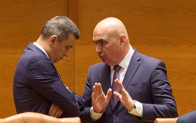 PNL avertizează PSD: Modificarea bugetului pe 2026, risc de criză politică Partidul Național Liberal (PNL) lansează un avertisment clar către Partidul Social Democrat (PSD), privind eventuale modificări ale bugetului de stat pe anul 2026