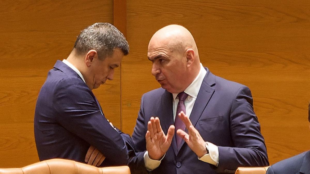 PNL avertizează PSD: Modificarea bugetului pe 2026, risc de criză politică Partidul Național Liberal (PNL) lansează un avertisment clar către Partidul Social Democrat (PSD), privind eventuale modificări ale bugetului de stat pe anul 2026