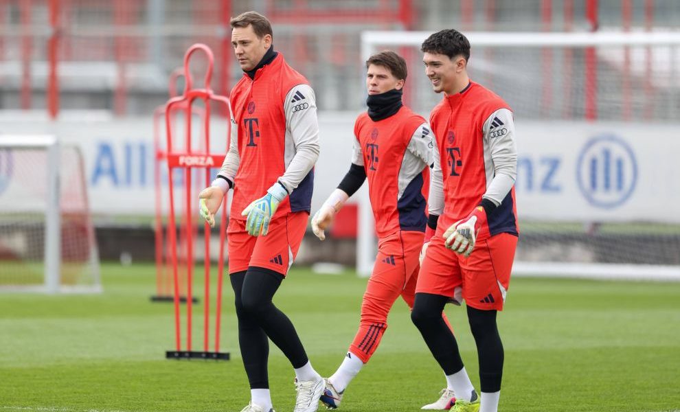 Un tânăr portar român, David Podar-Știube, face progrese la Bayern Munchen David Podar-Știube, un portar român de 15 ani, începe să-și facă un nume în fotbalul german