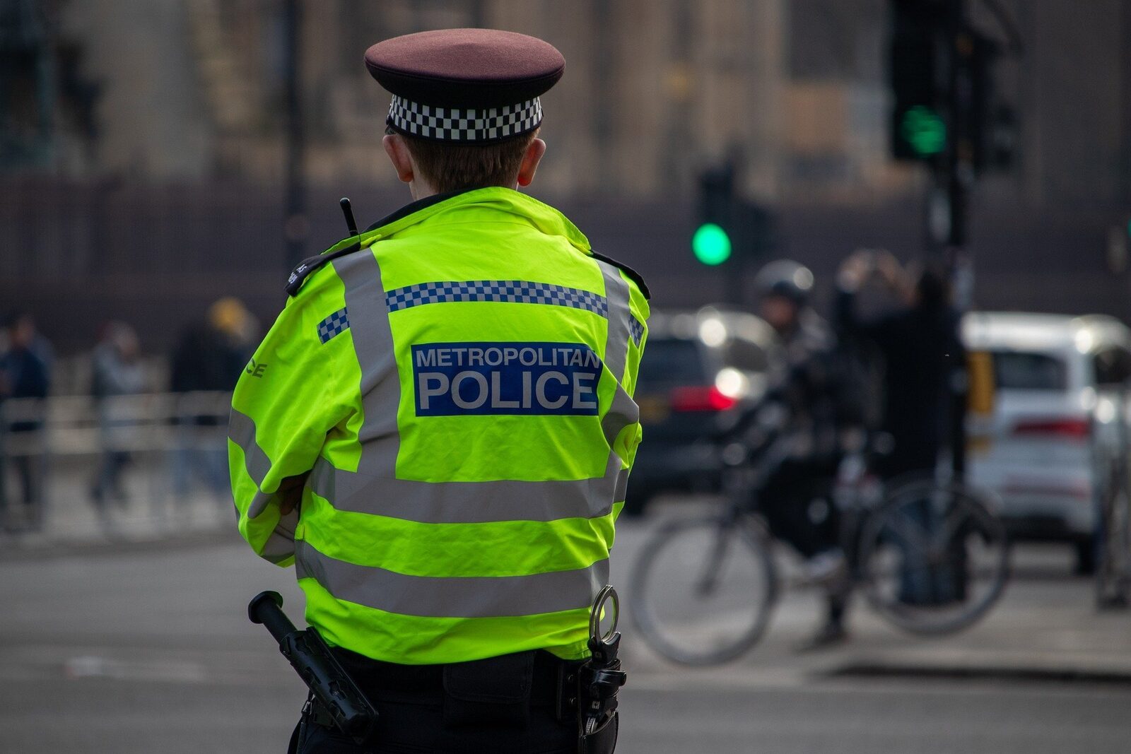 Un atac cu cuțit, petrecut marți după-amiaza în Birmingham, Anglia, a mobilizat un număr mare de polițiști înarmați, potrivit informațiilor disponibile