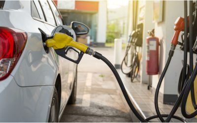 România nu poate ajuta populația din cauza crizei carburanților Cristian Grosu, redactor-șef al publicației Curs de guvernare, a declarat la Europa FM că România nu are spațiu fiscal pentru a acorda ajutoare menite să compenseze prețurile ridicate la carburanți
