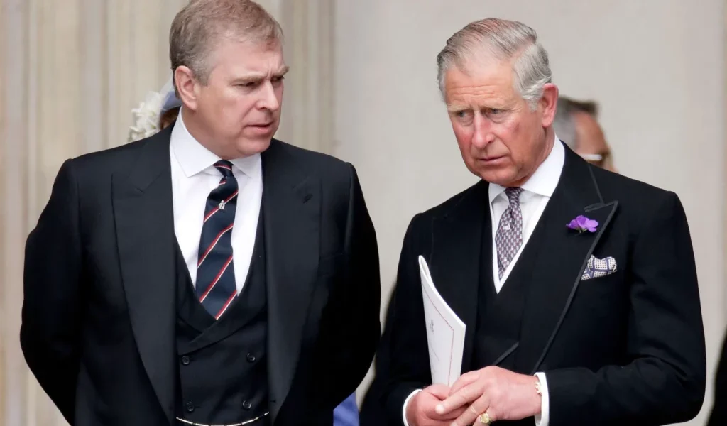 De ce prințul andrew a fost preferatul reginei elisabeta a ii-a?