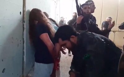 Controverse legate de o expoziție despre atacul Hamas la Art Safari Peste 400 de artiști, jurnaliști și oameni de cultură din România au adresat o scrisoare deschisă autorităților, exprimând îngrijorări cu privire la o expoziție organizată de Art Safari și Ambasada Israelului