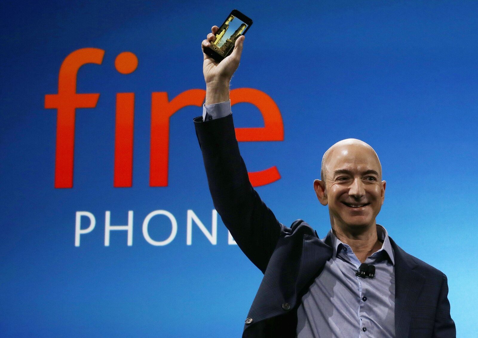 Amazon plănuiește să revină pe piața telefoanelor mobile, la mai bine de un deceniu de la eșecul răsunător al modelului Fire Phone
