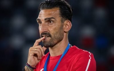 Charalambous demisionează de la FCSB după rezultate slabe
