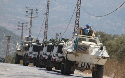 Franța cere intervenția ONU după atacurile asupra forțelor de menținere a păcii în Liban Parisul a solicitat convocarea unei reuniuni de urgență a Consiliului de Securitate al Organizației Națiunilor Unite (ONU), după ce forțele de menținere a păcii UNIFIL au fost ținta unor „incidente extrem de grave”, conform declarațiilor ministrului francez de externe, Jean-Noël Barrot