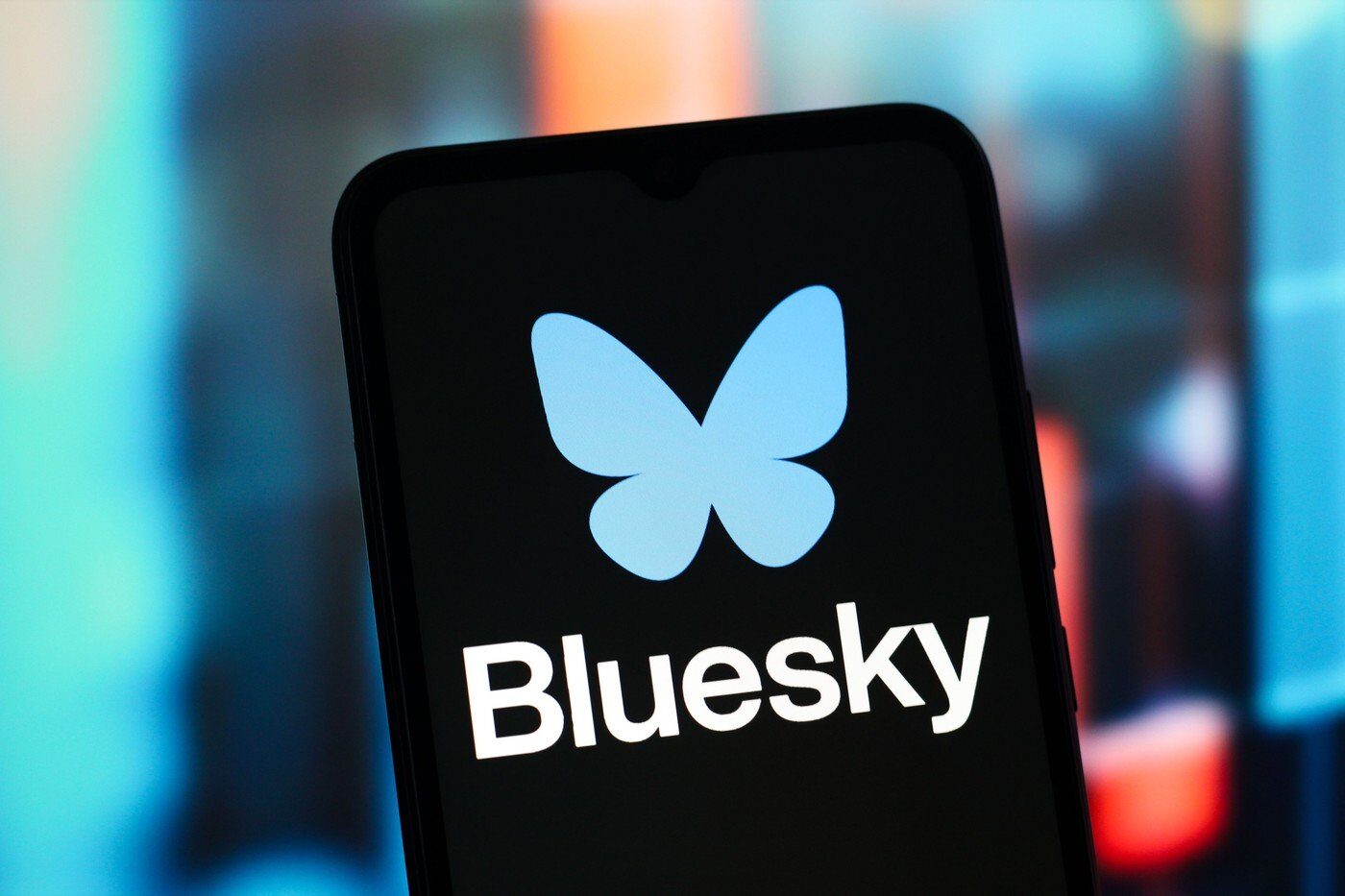 Attie: Bluesky lansează aplicația ai pentru social media