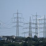 Prim-ministrul, somat să ia măsuri radicale: Sistem „tolerat politic”