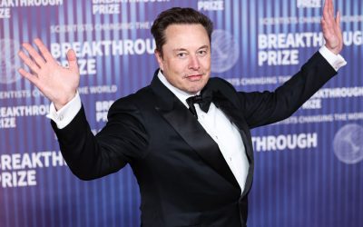 Elon Musk mută SpaceX într-o tranzacție record. Vrea „soare conștient”