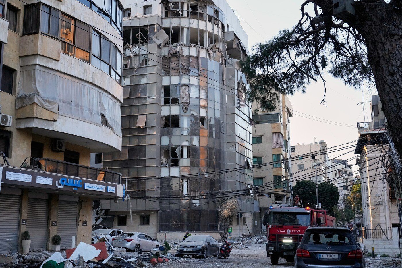 Război în Orientul Mijlociu: Explozii în mai multe țări și sute de victime raportate Luni dimineață, Orientul Mijlociu s-a trezit sub semnul războiului