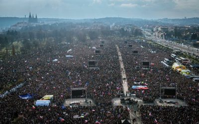 Cehia, zguduită de proteste masive împotriva guvernului Sute de mii de cehi au ieșit în stradă la Praga, într-o amplă demonstrație antiguvernamentală, marcând cea mai mare mobilizare de acest fel din 2019