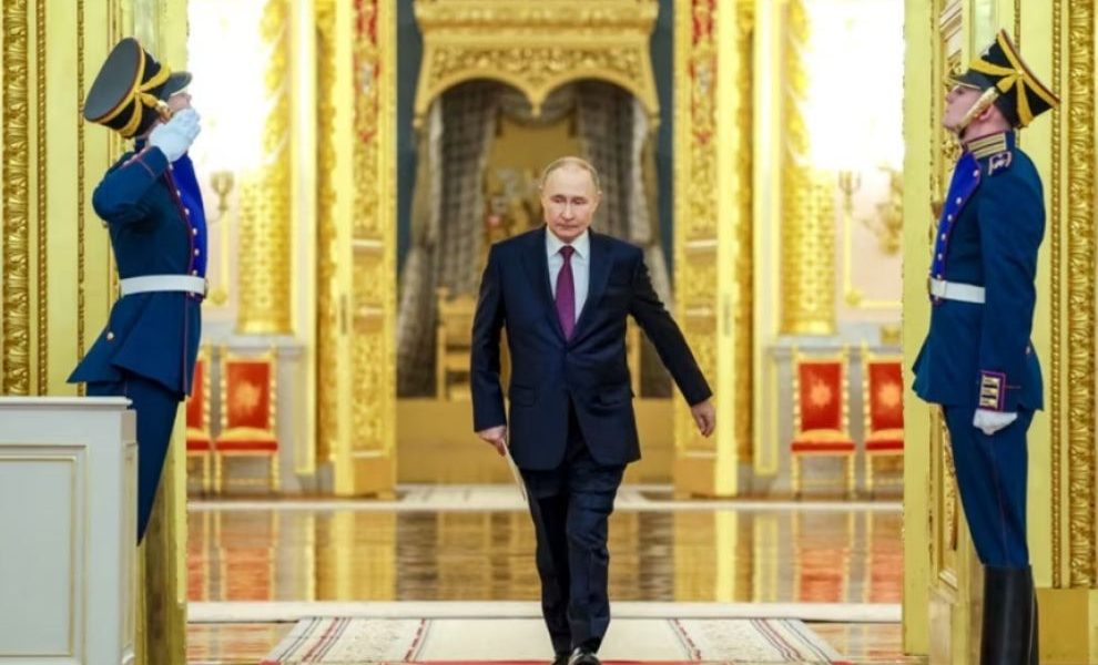 Putin salută aniversarea Comitetului Olimpic Rus și sugerează interes pentru găzduirea Jocurilor Olimpice Președintele Rusiei, Vladimir Putin, a felicitat Comitetul Olimpic Rus (COR) cu ocazia împlinirii a 115 ani de existență