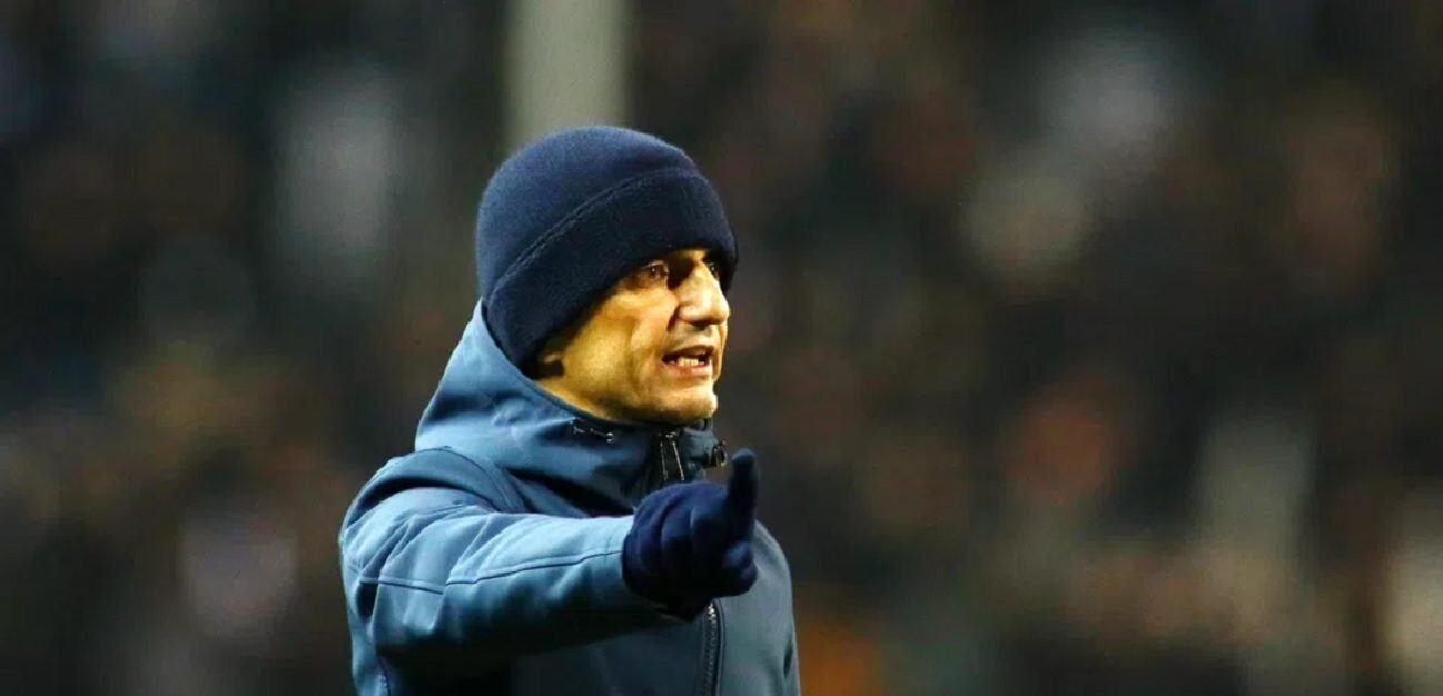 Răzvan Lucescu, din nou în cursa pentru titlu după victoria clară a lui PAOK Echipa antrenată de Răzvan Lucescu, PAOK Salonic, a învins-o pe Asteras Tripolis cu 2-0, relansându-se astfel în lupta pentru titlul de campioană a Greciei