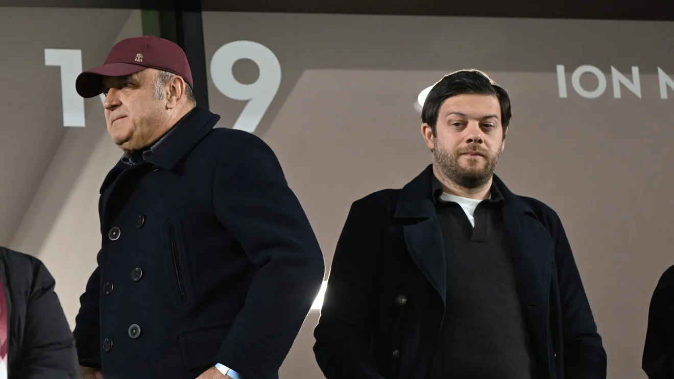 Antrenorul: L-am sfătuit pe jucătorul x să procedeze astfel