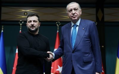 Erdogan, apel pentru pace în Ucraina, în contextul conflictului din Orientul Mijlociu Războiul din Ucraina nu ar trebui să fie umbrit de evenimentele din Orientul Mijlociu, a declarat președintele turc Recep Tayyip Erdogan în cursul unei convorbiri telefonice cu omologul său ucrainean, Volodimir Zelenski