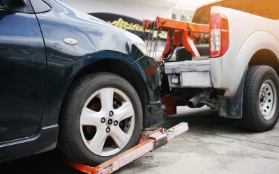 Brașov: Amenzi record și peste 2.000 de mașini ridicate în ultimul an Problemele de trafic din Brașov persistă, autoritățile locale confruntându-se în continuare cu un număr mare de șoferi care ignoră regulile de circulație sau parchează neregulamentar