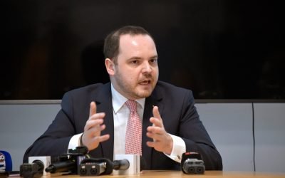 Ministrul Sănătății Anunță Investiții Majore la Spitalul Județean din Ploiești Ministrul Sănătății, Alexandru Rogobete, a dezvăluit luni planuri ample de investiții pentru Spitalul Județean din Ploiești