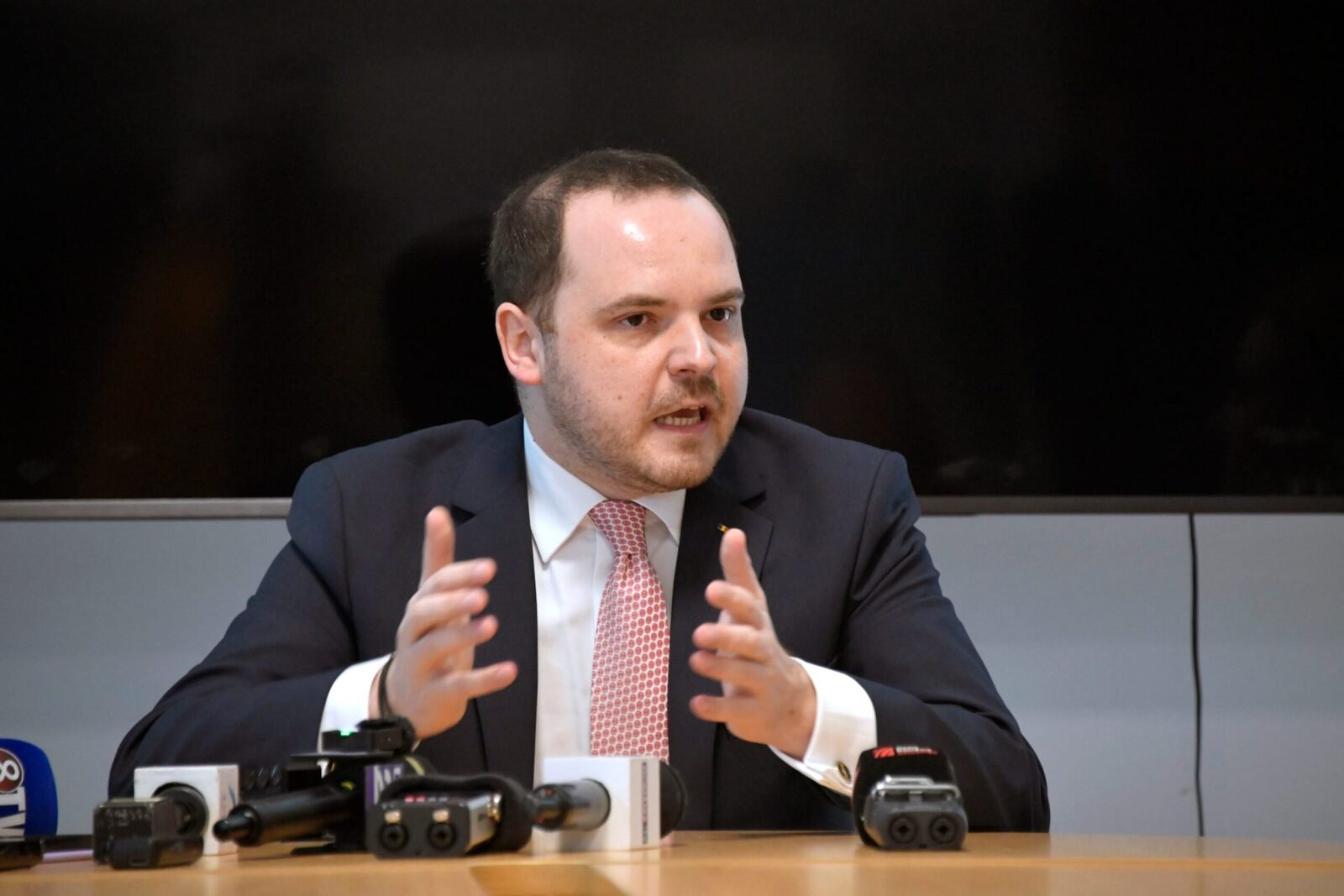 Ministrul Sănătății Anunță Investiții Majore la Spitalul Județean din Ploiești Ministrul Sănătății, Alexandru Rogobete, a dezvăluit luni planuri ample de investiții pentru Spitalul Județean din Ploiești