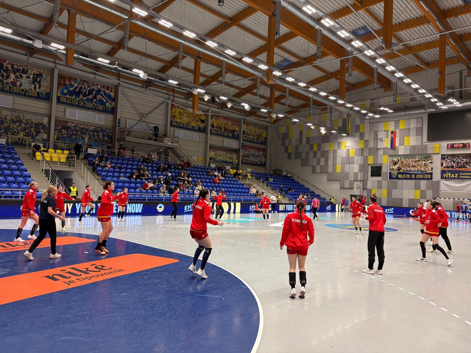 România joacă în deplasare cu Slovacia în EHF Euro Cup Echipa de handbal feminin a României se va confrunta cu Slovacia în deplasare, în cadrul etapei a treia din EHF Euro Cup