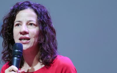 Roxana Mînzatu: „Nu avem o criză de aprovizionare, ci doar o problemă de preț” la nivel european Vicepreședinta Comisiei Europene, Roxana Mînzatu, a anunțat că, în prezent, nu se confruntă o criză de aprovizionare cu carburanți în Uniunea Europeană