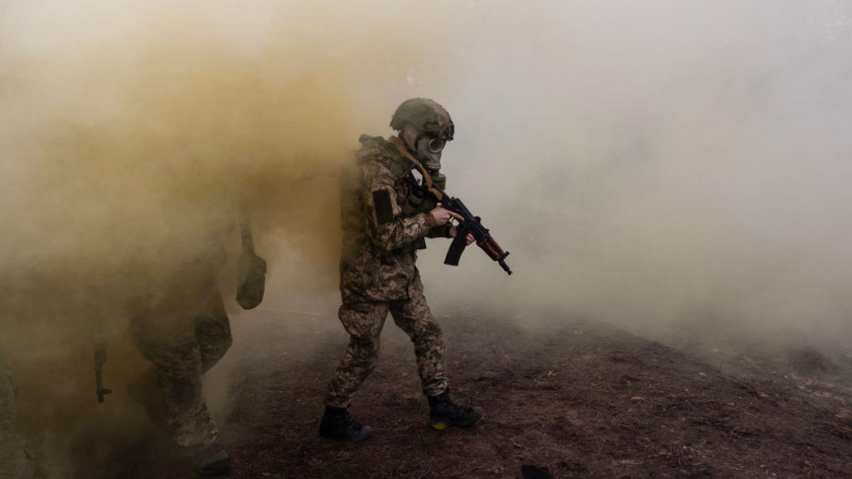 Rusia își lansează ofensiva de primăvară în Ucraina, pe fondul temerilor președintelui Zelenski Forțele ruse au demarat o ofensivă de amploare în estul Ucrainei, marcând începutul unei noi etape în conflict