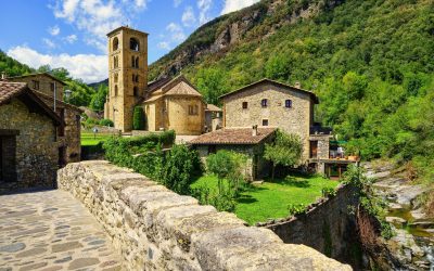 Satul medieval uitat de lume cheamă turiștii: Salvați comoara!