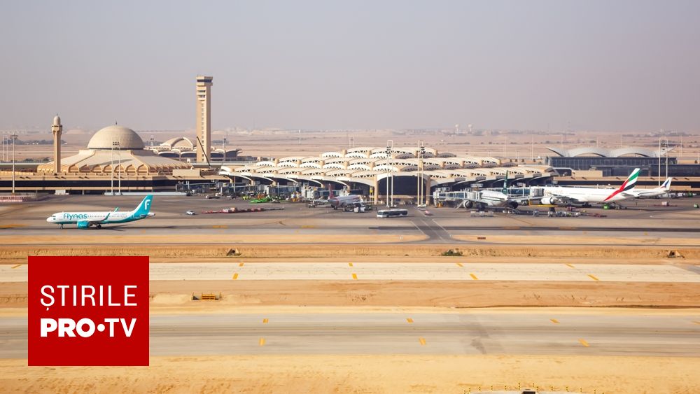 Riad, o poartă de ieșire în contextul tensiunilor regionale În timp ce majoritatea aeroporturilor din regiune sunt închise sau funcționează limitat, capitala Arabiei Saudite, Riad, a devenit un punct vital de tranzit pentru cei care doresc să părăsească zona