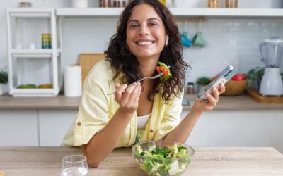 Slăbitul vegan: cum să alegi alimente care te ajută să pierzi în greutate Multe persoane asociază slăbirea cu restricții alimentare severe și mese fără gust