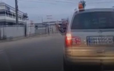 Protest spontan în Bihor: șoferi nemulțumiți de prețul carburanților Mai mulți șoferi din județul Bihor au protestat spontan, vineri, 22 martie, împotriva prețurilor mari la carburanți