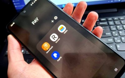 Aplicațiile-clonă, o amenințare tot mai mare pentru utilizatorii de Android: Cum te poți proteja Înșelătoriile cibernetice prin intermediul aplicațiilor mobile sunt într-o continuă ascensiune, iar utilizatorii de Android sunt o țintă predilectă