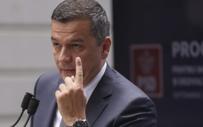 Grindeanu atacă dur politicile fiscale ale lui Bolojan, sugerând tensiuni în coaliție Președintele PSD, Sorin Grindeanu, a criticat vehement măsurile fiscale promovate de premierul Ilie Bolojan, acuzându-l că a favorizat companiile mari în detrimentul persoanelor vulnerabile