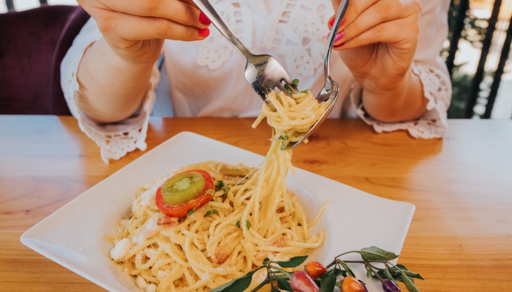 Cum să mănânci spaghete ca un italian adevărat: reguli de etichetă pe care ar trebui să le cunoști O porție de spaghete comandată la restaurant poate părea o alegere simplă, dar ascunde capcane