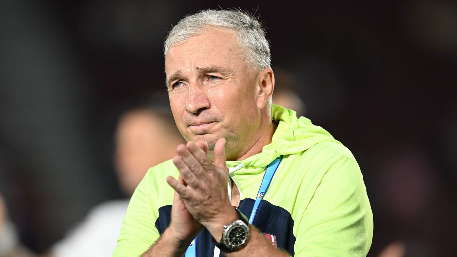 Dan Petrescu, tot mai aproape de revenirea pe banca tehnică Vești bune vin dinspre Dan Petrescu, fostul antrenor al CFR Cluj, care se recuperează după problemele de sănătate