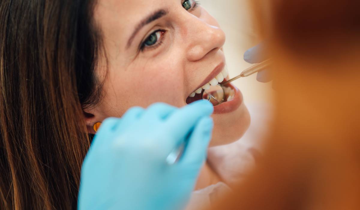 Sănătatea orală în România: De la durere la prevenție și estetică București – Mentalitatea românilor în ceea ce privește sănătatea orală este în schimbare, conform medicului stomatolog Fadi Cherry, fondatorul clinicii Smile City