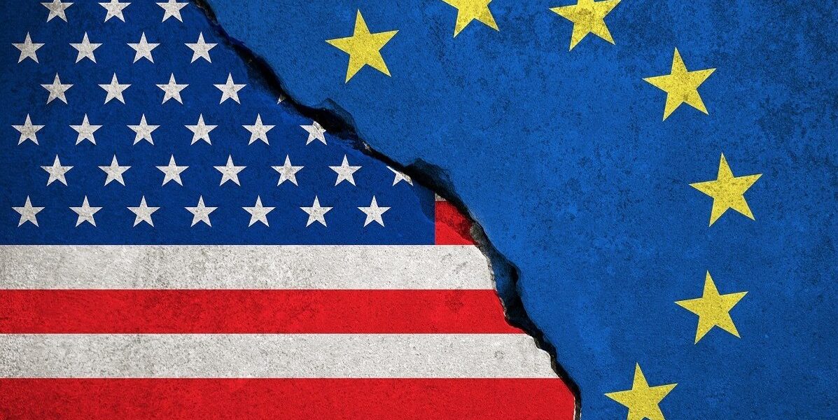 România nu vede o „dihotomie” între SUA și UE în politica de securitate, spune consilierul prezidențial Consilierul prezidențial Vlad Ionescu a subliniat marți, în cadrul celei de-a doua ediții a „Defence Romania Security Dialogue”, că România consideră esențială colaborarea dintre Europa și Statele Unite ale Americii în domeniul securității