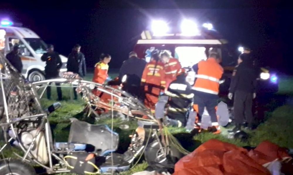 Tragedie în Bihor: O tânără și pilotul de parapantă, morți după o cădere de la peste 100 de metri Un zbor de agrement deasupra județului Bihor s-a transformat într-o tragedie, soldată cu moartea a două persoane