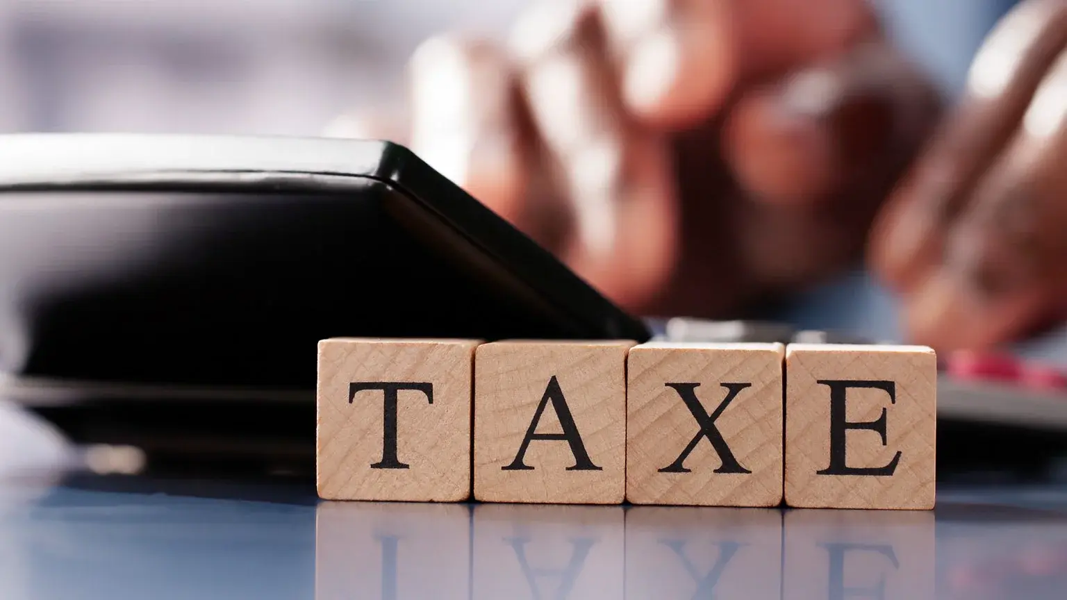 Ultima zi pentru reducerile la impozitele locale în Constanța: 31 martie 2026 Cristina Aldea, director executiv în cadrul Serviciului Public de Impozite și Taxe Constanța, a anunțat că locuitorii municipiului au la dispoziție o perioadă limitată pentru a beneficia de reduceri la plata impozitelor locale