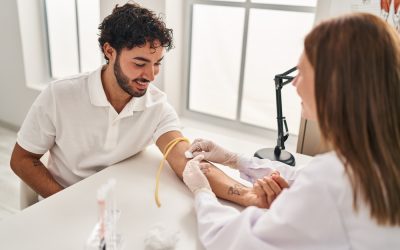 Testul ignorat care ar putea salva vieți: de ce analizele uzuale nu sunt suficiente pentru sănătatea inimii Suferința cardiovasculară rămâne o amenințare majoră la nivel global, iar specialiștii trag un semnal de alarmă: analizele medicale de rutină ar putea să nu ofere o imagine completă a stării de sănătate a inimii