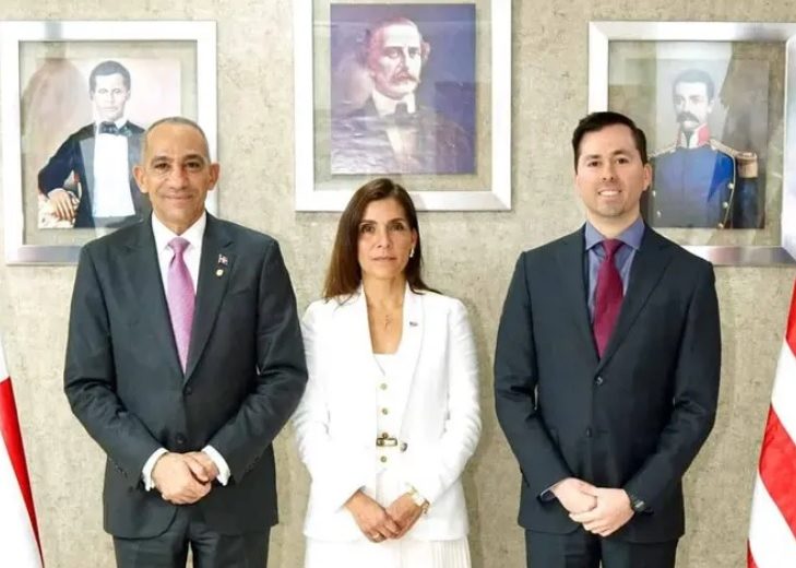 Un nou agent antidrog american în Republica Dominicană, după un scandal de corupție SANTO DOMINGO – Administrația pentru Combaterea Drogurilor din Statele Unite (DEA) a desemnat un nou agent special în Republica Dominicană