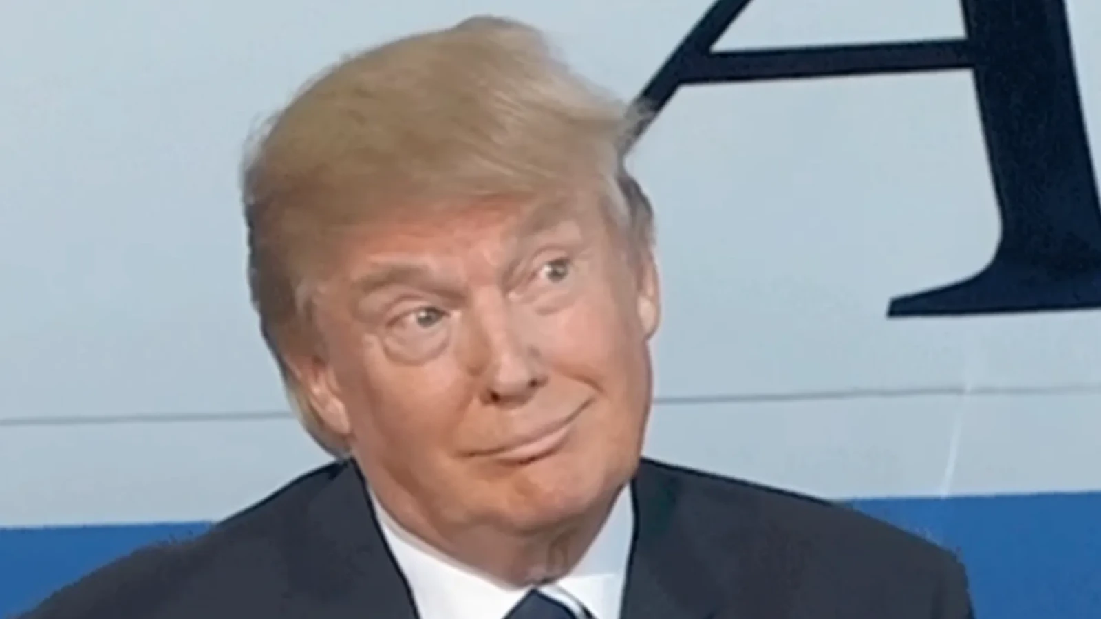 Serviciile secrete americane, informații despre succesorul lui Khamenei Serviciile secrete americane au transmis fostului președinte Donald Trump și unor apropiați detalii despre rezervele liderului suprem iranian, ayatollahul Ali Khamenei, privind posibila succesiune