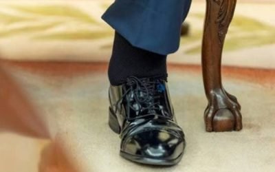 Trump și „pasiunea” pentru pantofii identici oferiți colaboratorilor Donald Trump, fostul președinte american, a confirmat că obișnuiește să le ofere pantofi, de un singur model, colaboratorilor săi