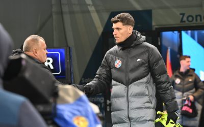FCSB ratează play-off-ul și stârnește controverse legate de postul de portar FCSB a ratat calificarea în play-off-ul SuperLigii, în ciuda victoriei obținute în fața celor de la UTA Arad, cu scorul de 4-2