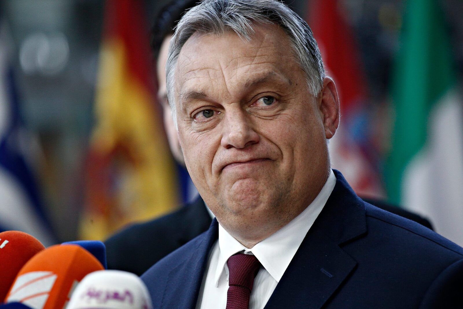 Sondajele indică o posibilă schimbare de putere în Ungaria Înaintea alegerilor parlamentare din Ungaria, programate pentru 12 aprilie, sondajele sugerează o posibilă schimbare de putere