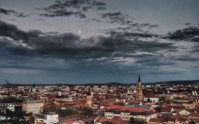 Vreme răcoroasă, tipică de primăvară, în județul Cluj, joi, 19 martie Județul Cluj se pregătește pentru o zi de joi, 19 martie, cu temperaturi specifice începutului de primăvară