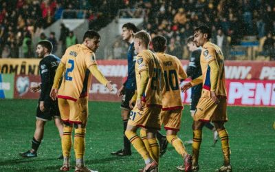 Drumul „tricolorilor” spre Mondiale: Meci crucial cu Turcia în play-off Naționala de fotbal a României se pregătește pentru o lună martie decisivă, cu șansa de a accede la turneul final al Cupei Mondiale din 2026, găzduit de Statele Unite, Mexic și Canada