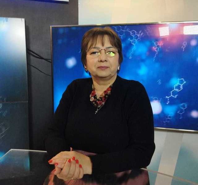 Antrenorii care încurajează fumatul: o practică controversată în sportul românesc Medicul pneumolog Magdalena Ciobanu a atras atenția asupra unei practici controversate din sportul românesc: recomandarea fumatului de către unii antrenori pentru a îmbunătăți performanța sportivă